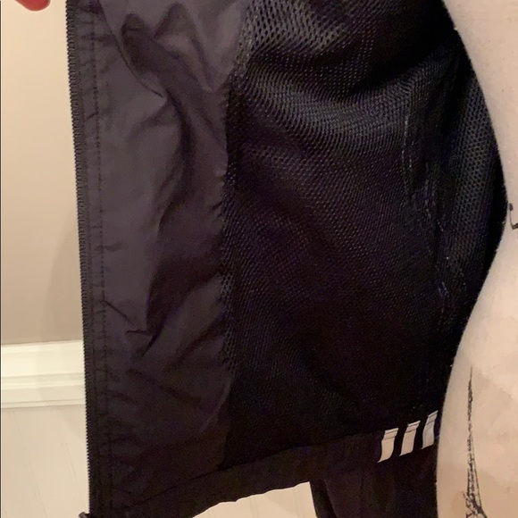 Adidas Black Wind Breaker Jacket - Picture 4 of 5
